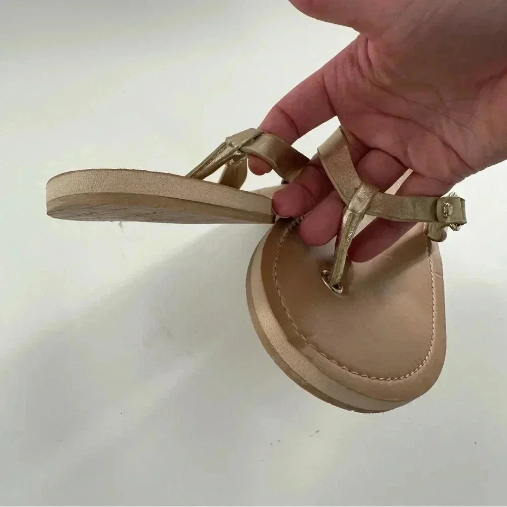 Aldo womens sandals size 9 40 gold leather flip flops coastal resort wear